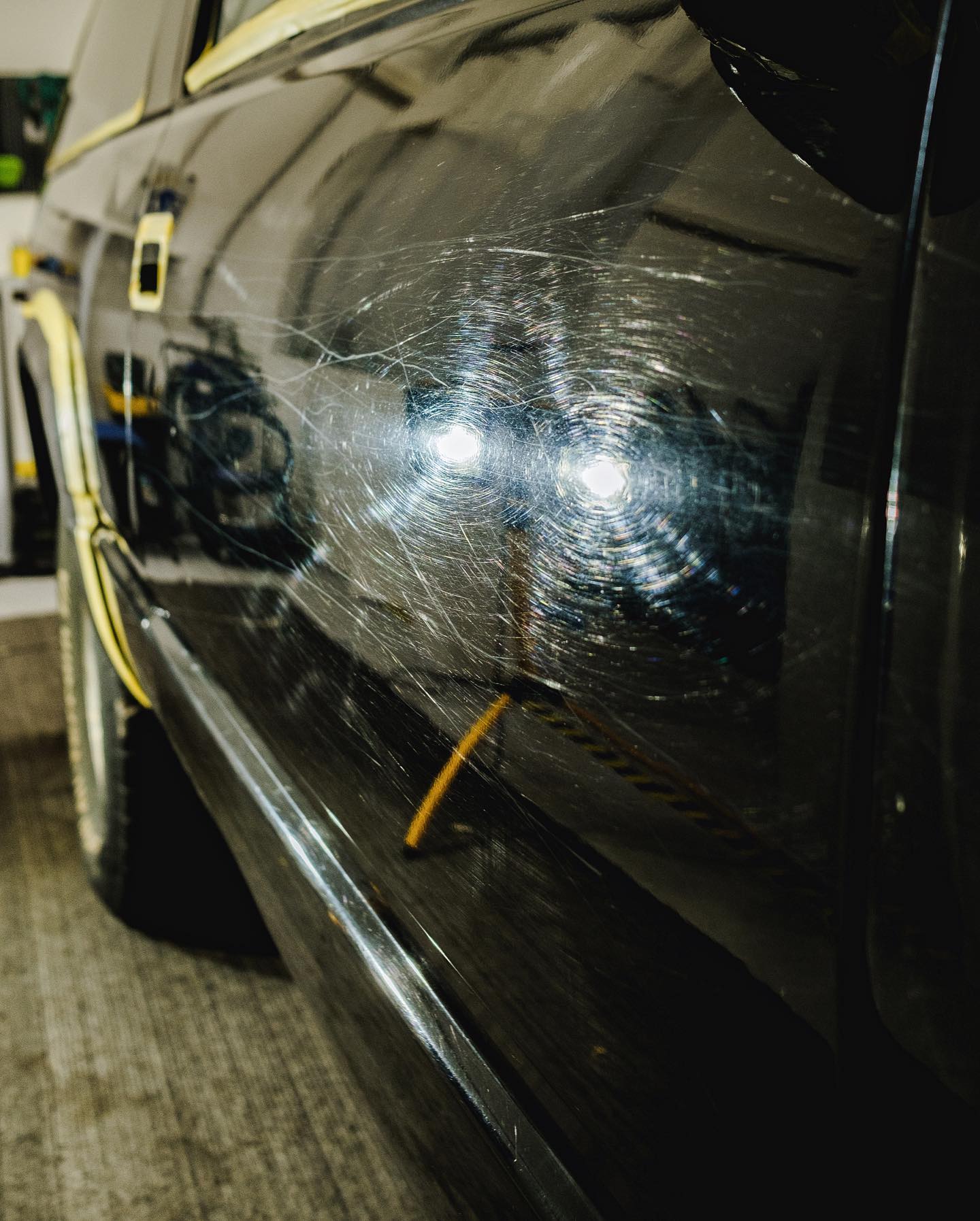 Prima: carrozzeria opaca e segnata